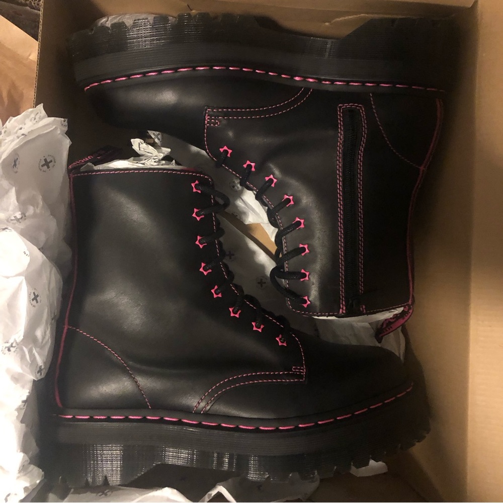 Dr Martens Jadon II Neon Star Boots